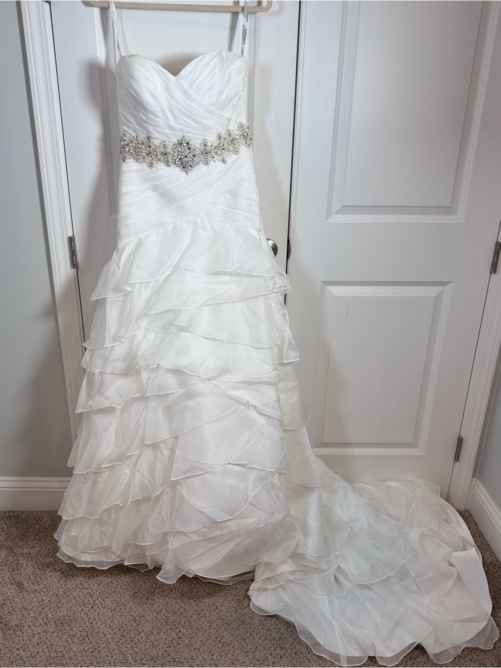 Alfred Angelo Wedding Dress Size 2 Ivory Silver Beaded Ruffle Bridal Gown 2314